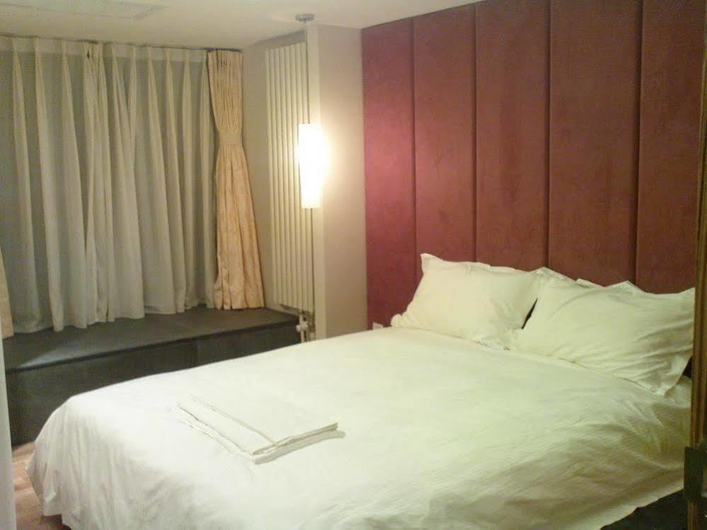 Seasons Park Apart Hotel Peking Exterior foto